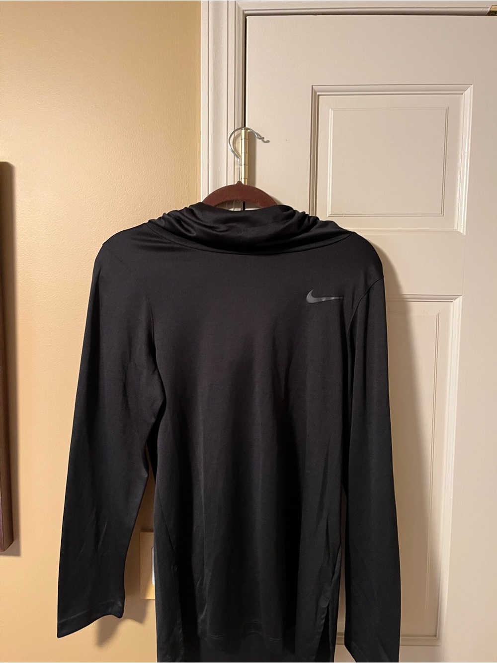 Nike Men’s Black Long-Sleeve Cowl-Neck Hoodie with Reflective Swoosh